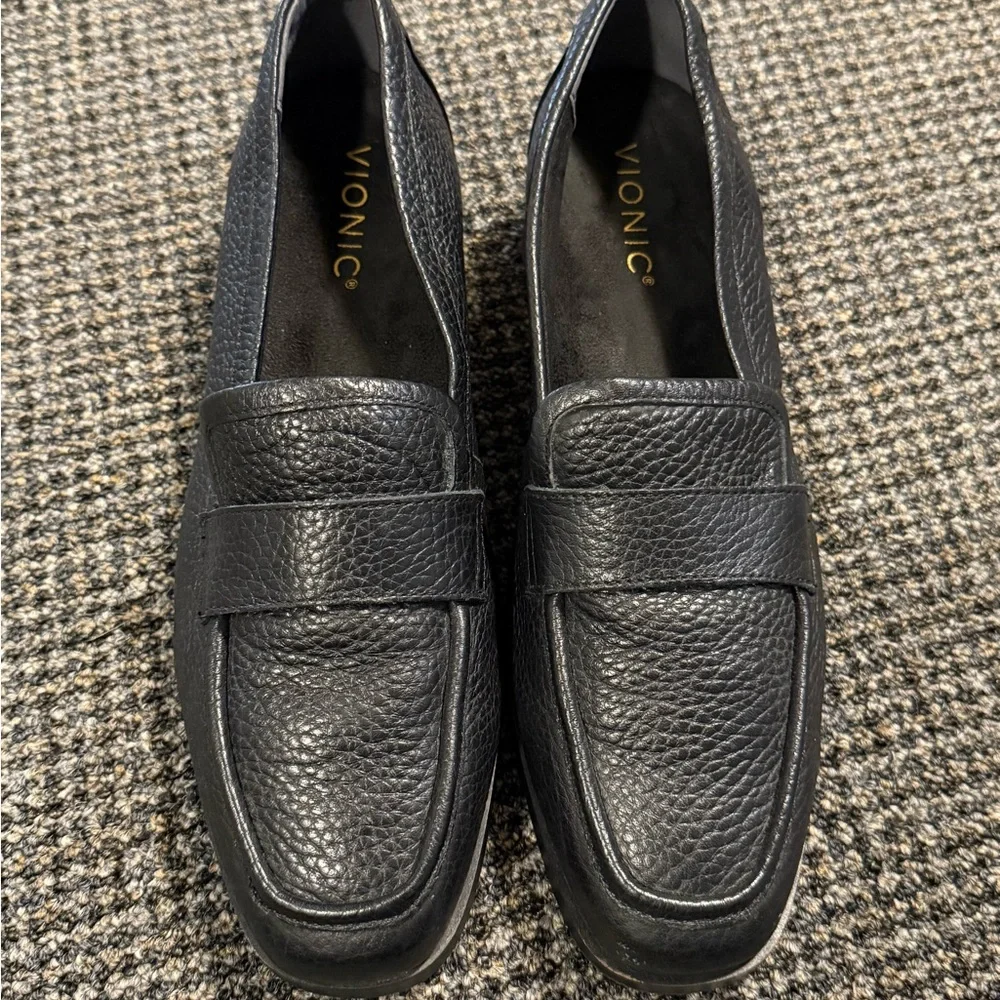 Ladies Vionic Slip-On Loafers - Picture 4 of 6
